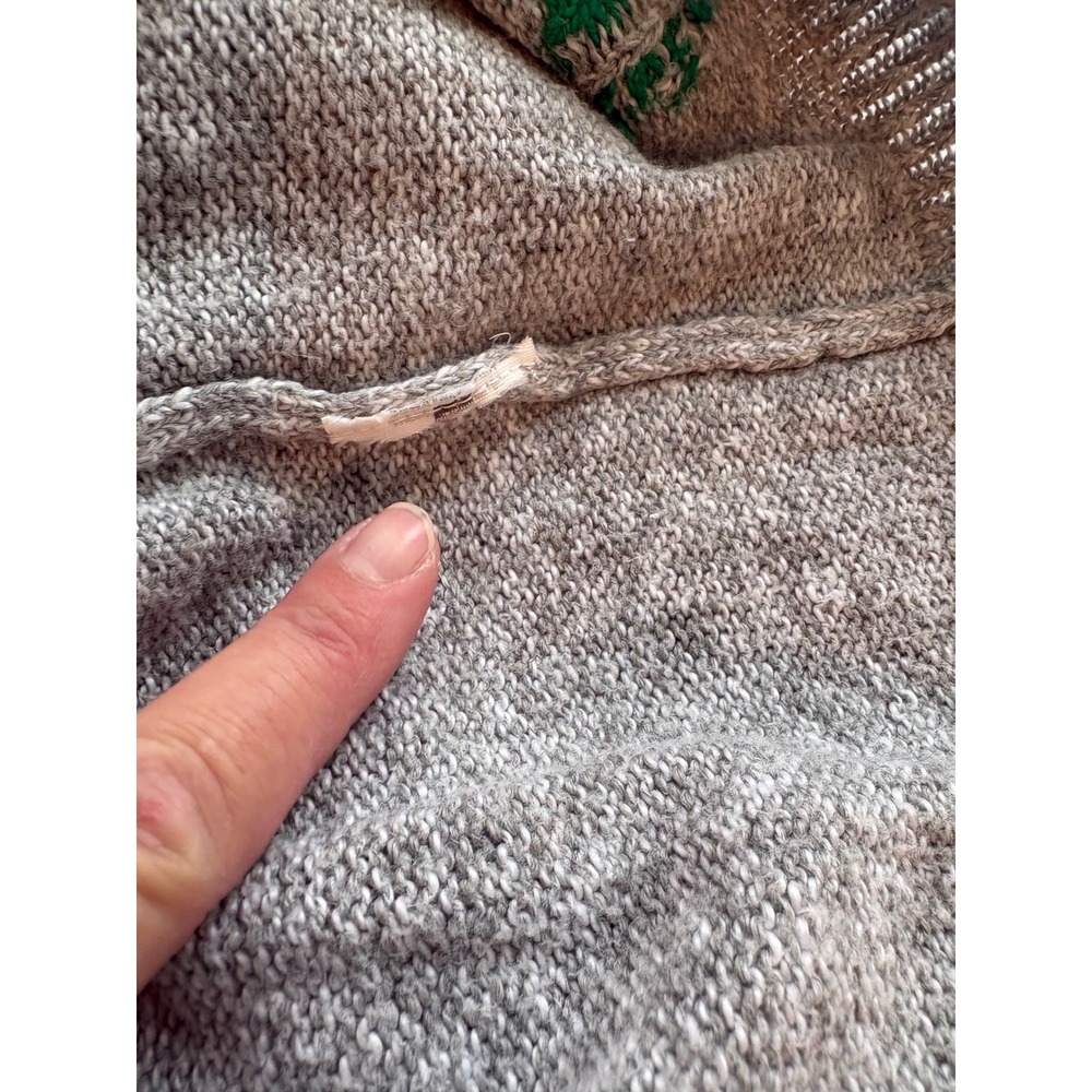 Abercrombie & Fitch Gray Bulldog Graphic Cropped Crewneck Sweater Small Y2K - Picture 5 of 6